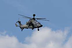 219: IMG_103821