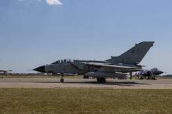 76: IMG_93667
