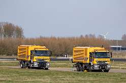 2: IMG_106298
